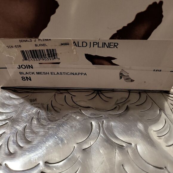 New in box black mesh elastic nappa Donald j pliners! Sz. 8N - Picture 8 of 8